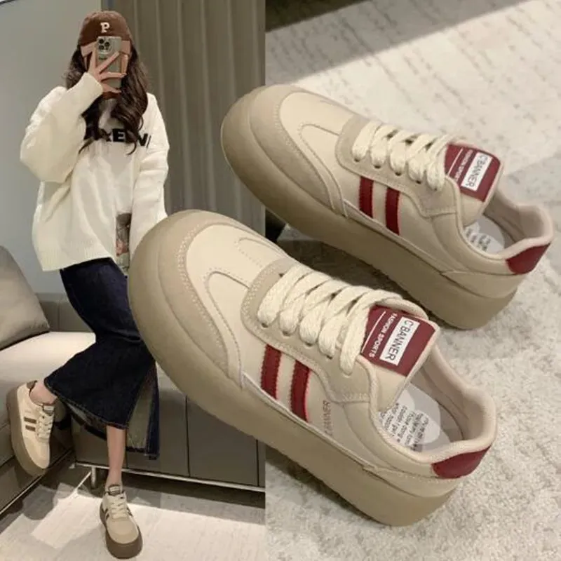 Aiertu Thick Soles Increase Shoes for Women 2024 Autumn Sneakers Korean Version Retro Fashion All Wear Light Sports Casual Board Shoe