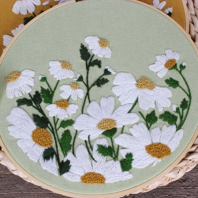 Beginners Daisy  Hand Embroidery DIY Kit 20cm