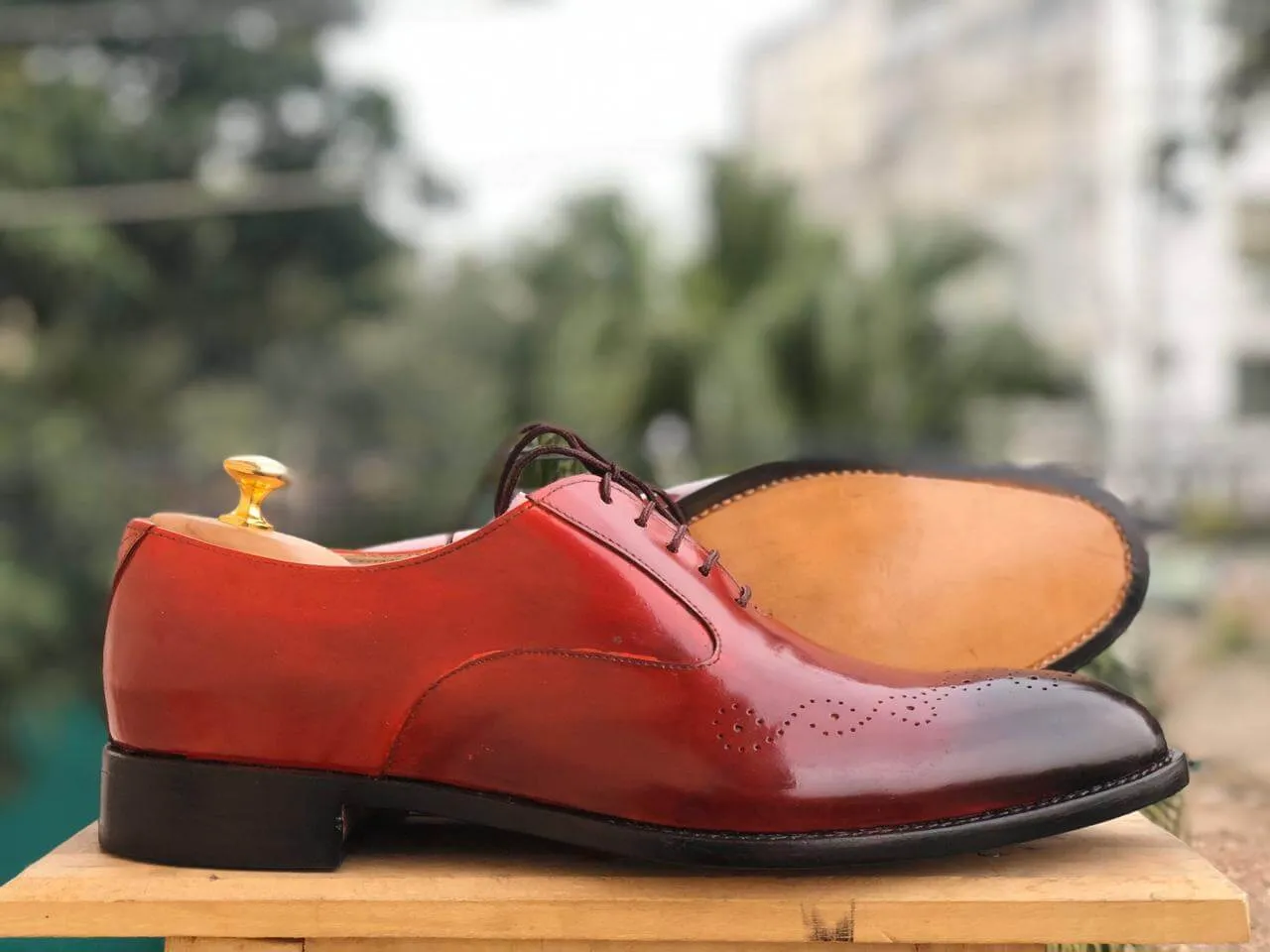 Bespoke Burgundy Black Leather Lace Up Shoe for Men