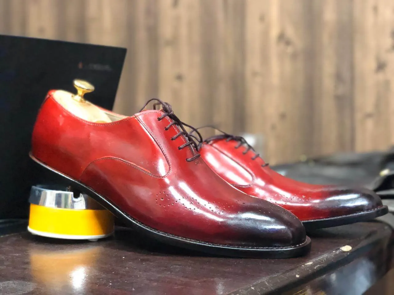 Bespoke Burgundy Black Leather Lace Up Shoe for Men