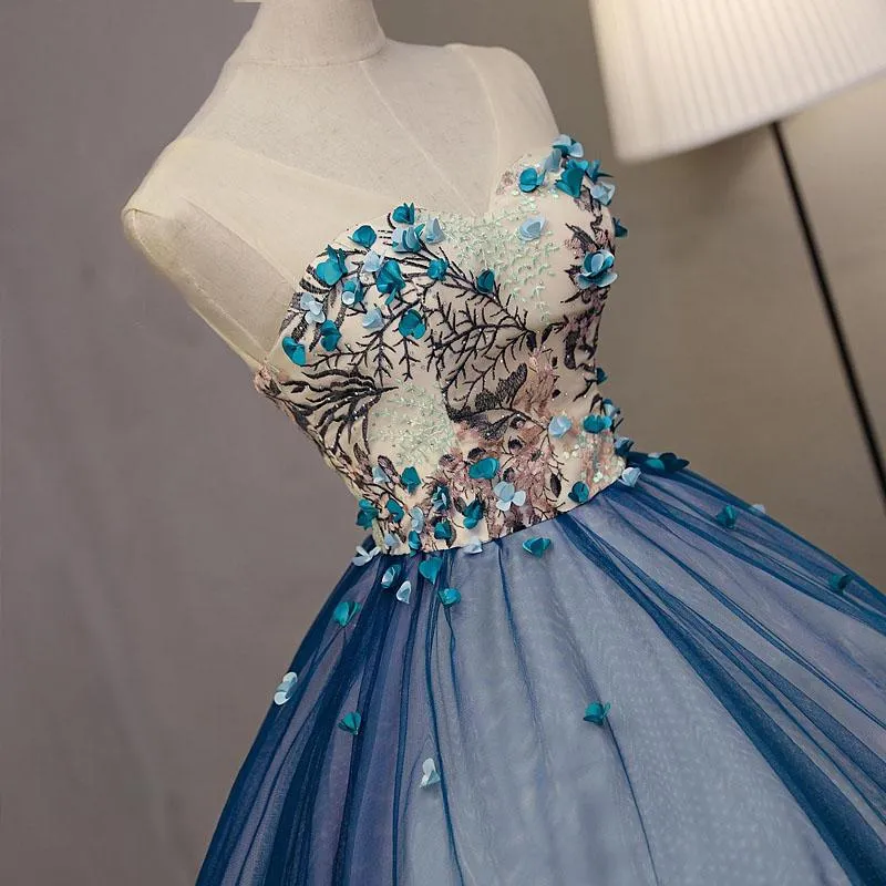 Blue Ball Gown V Neck Sleeveless Appliqued Tulle Prom Dress, Hot Quinceanera Dresses UQ2538