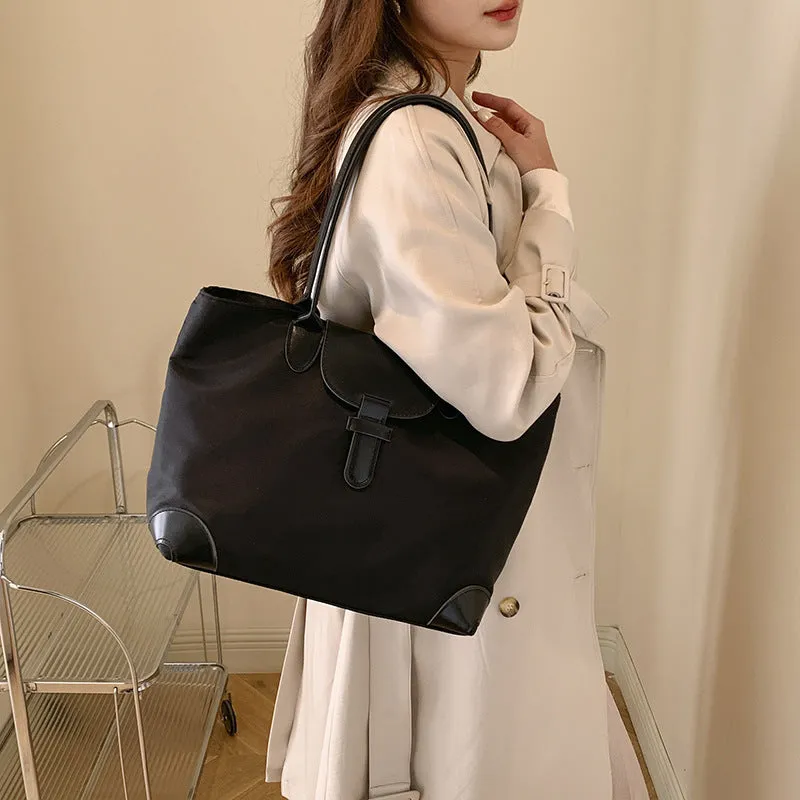 Chic Canvas Tote Bag for Women - Spacious & Versatile Shoulder Handbag with Zip Closure, Perfect for Daily Commute & Travel