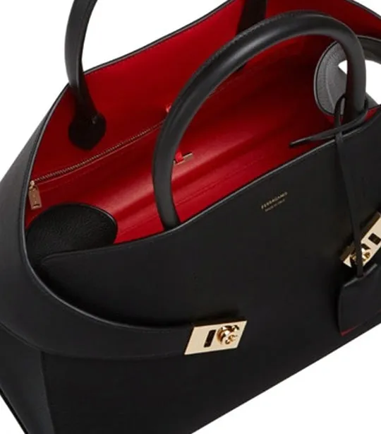 Hug Handbag (M) Calfskin Black/Flame Red