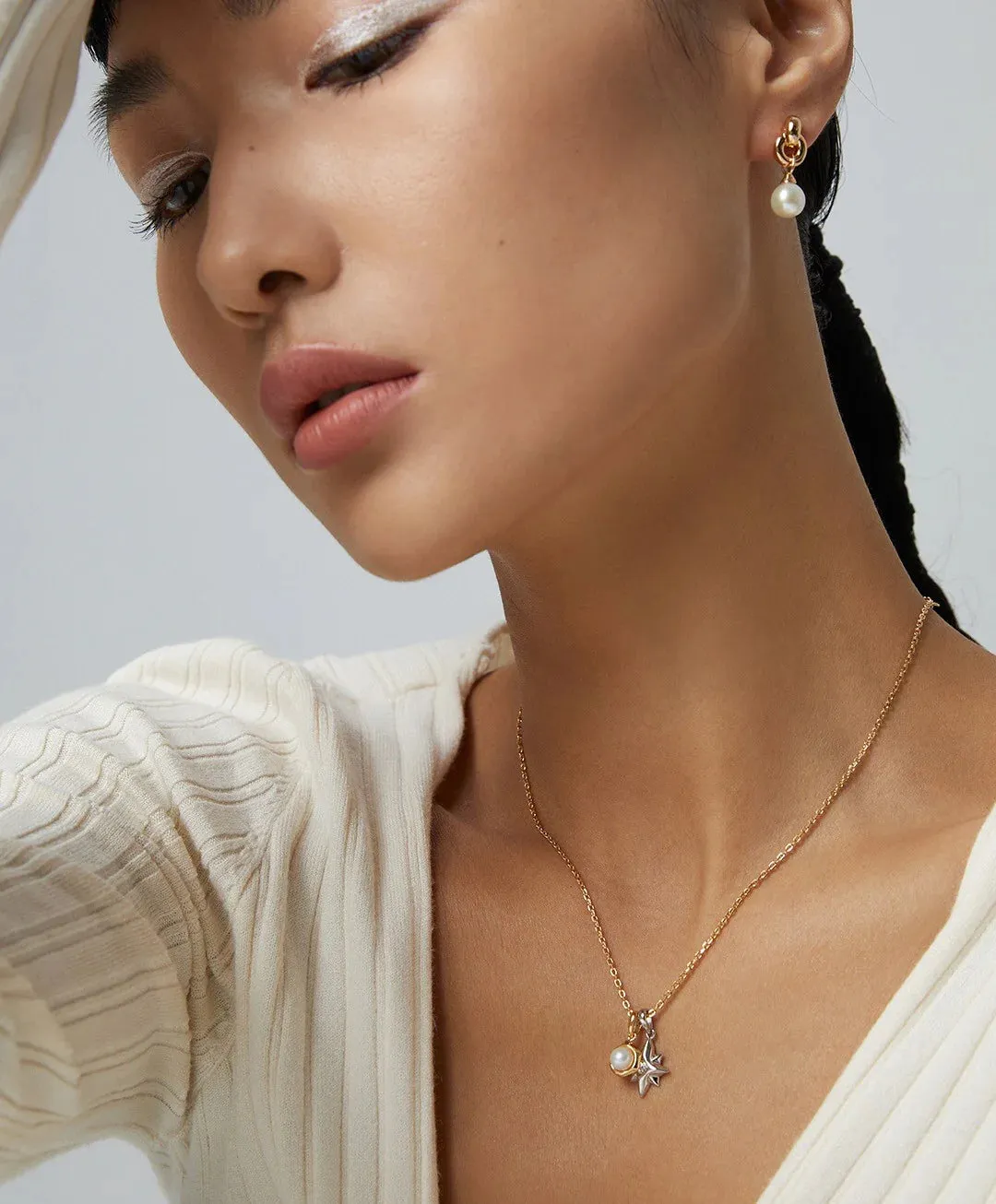 Maristella - Dainty Star and Moon Pearl Necklace