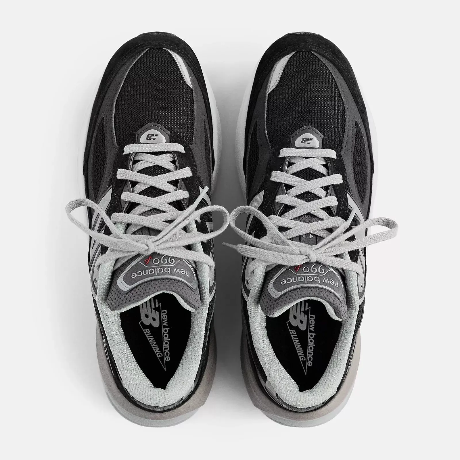 Men's 990 Black with White V6