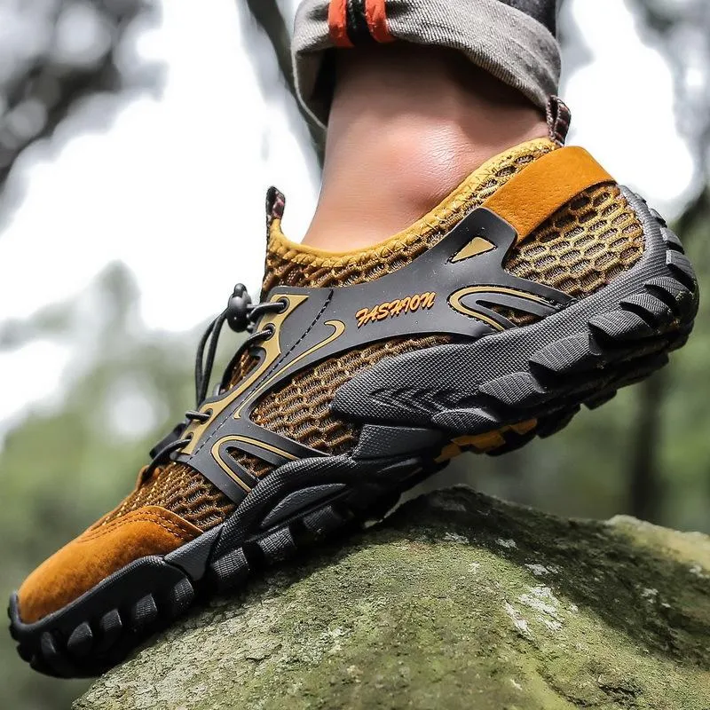 Men's Outdoor Light Breathable Hiking Shoes