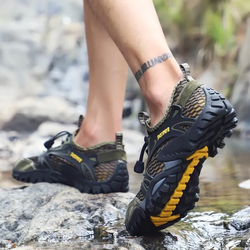 Men's Outdoor Light Breathable Hiking Shoes