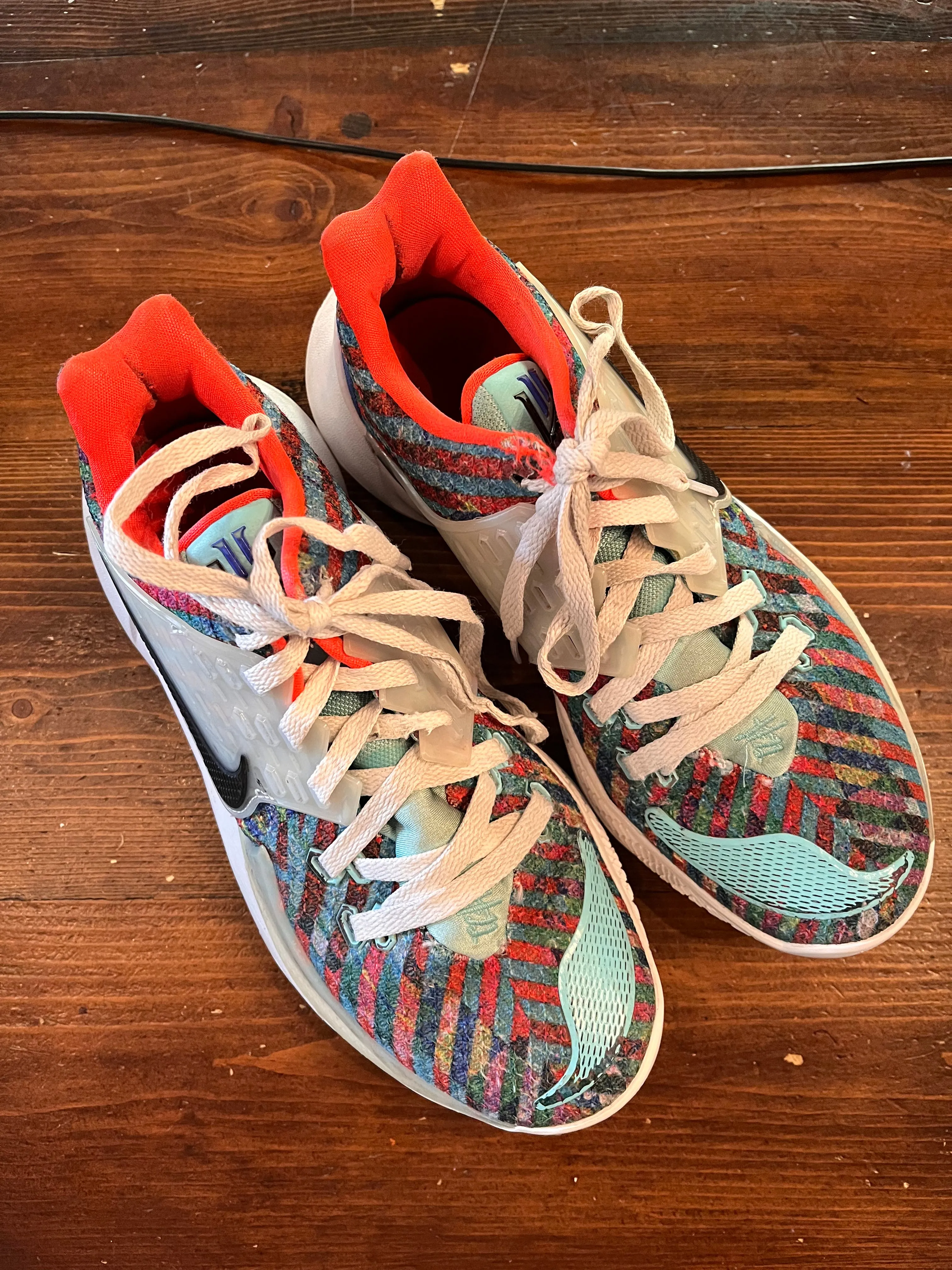 Nike Kyrie Low 2 Multi-Colour Basketball Shoes (Size 10 Women’s/8 Men’s)