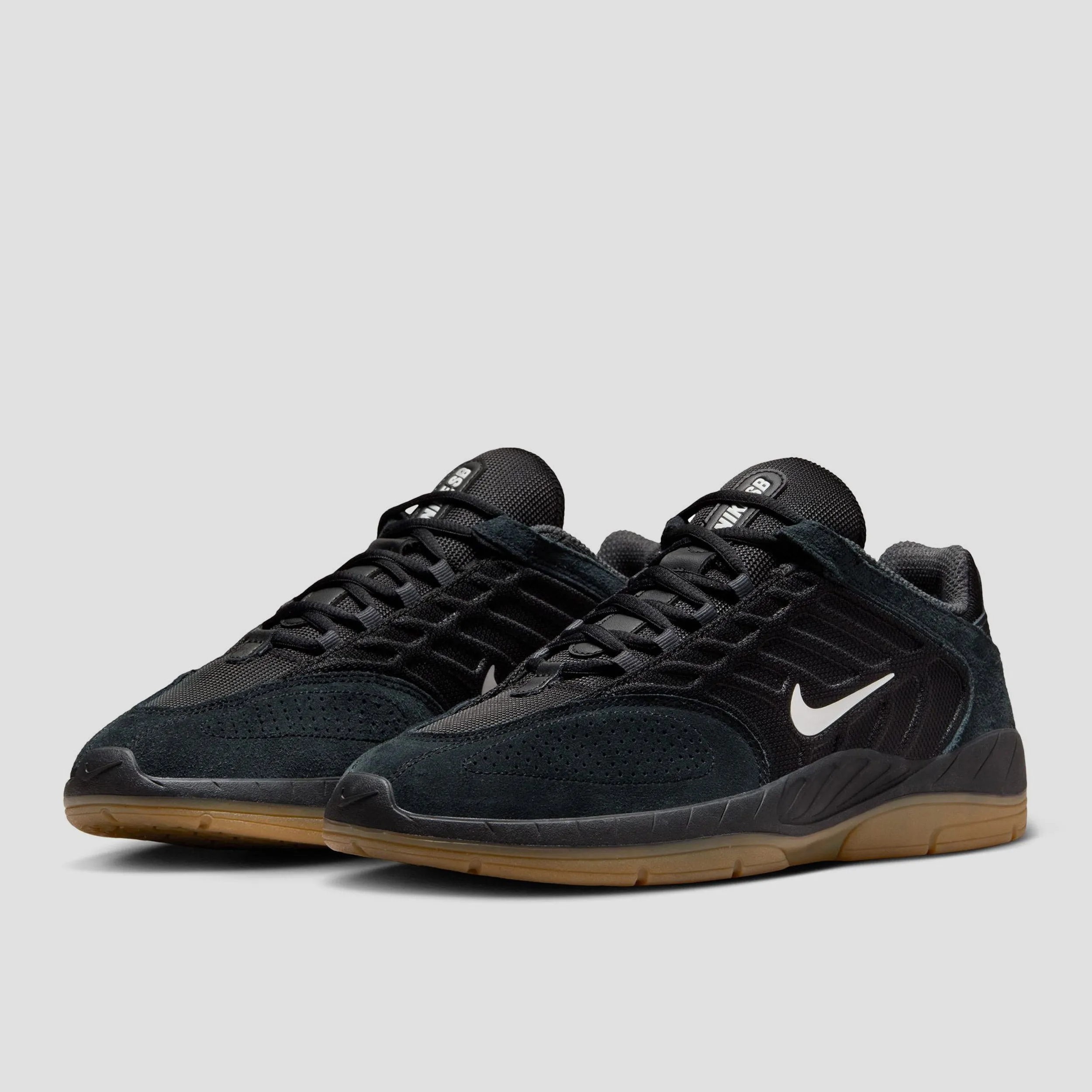 Nike SB Vertebrae Skate Shoes Black / Summit White - Anthracite - Black