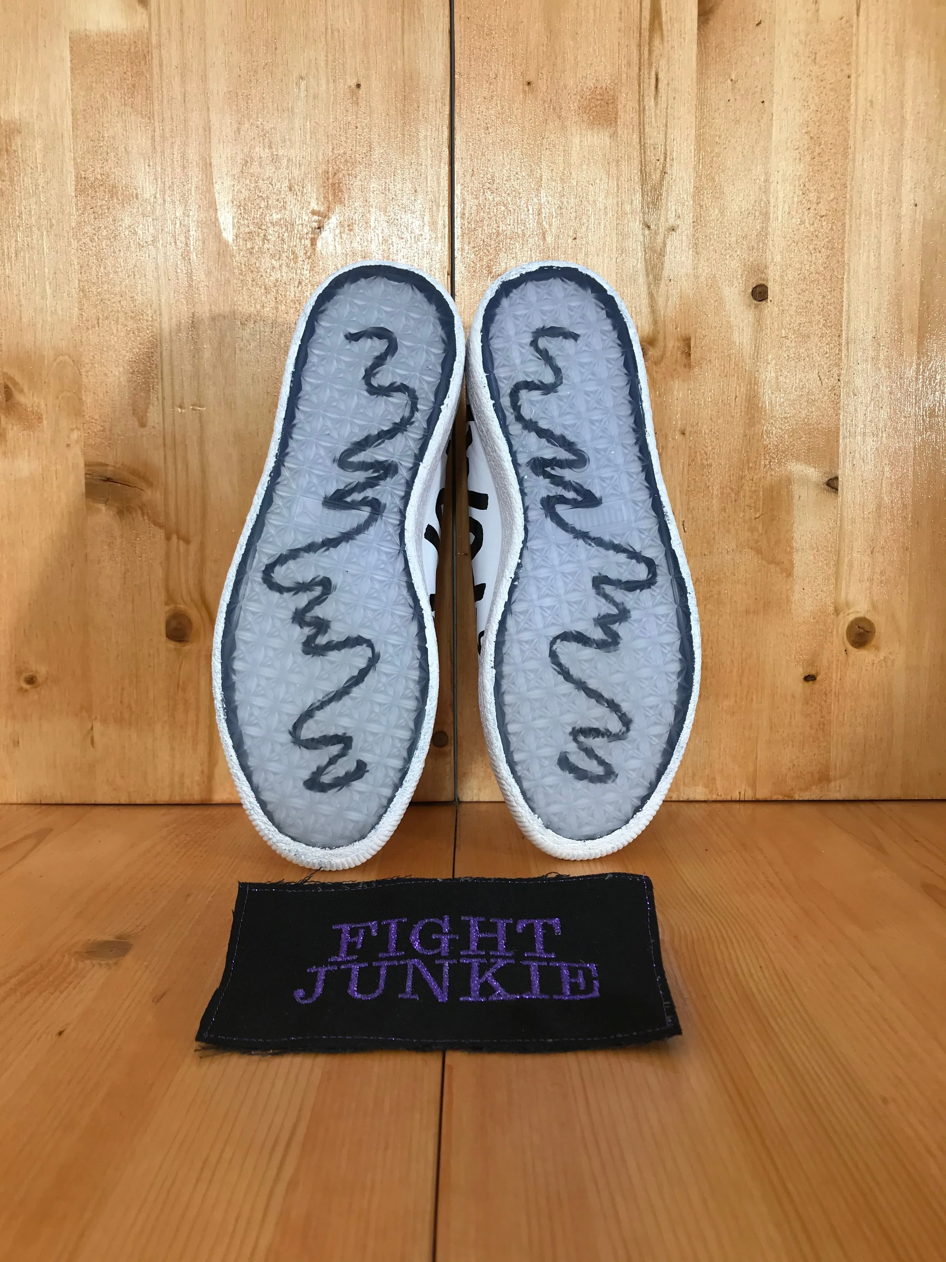 RARE! PUMA X SHANTELL MARTIN CLYDE Youth Size 6.5 Shoes Sneakers White