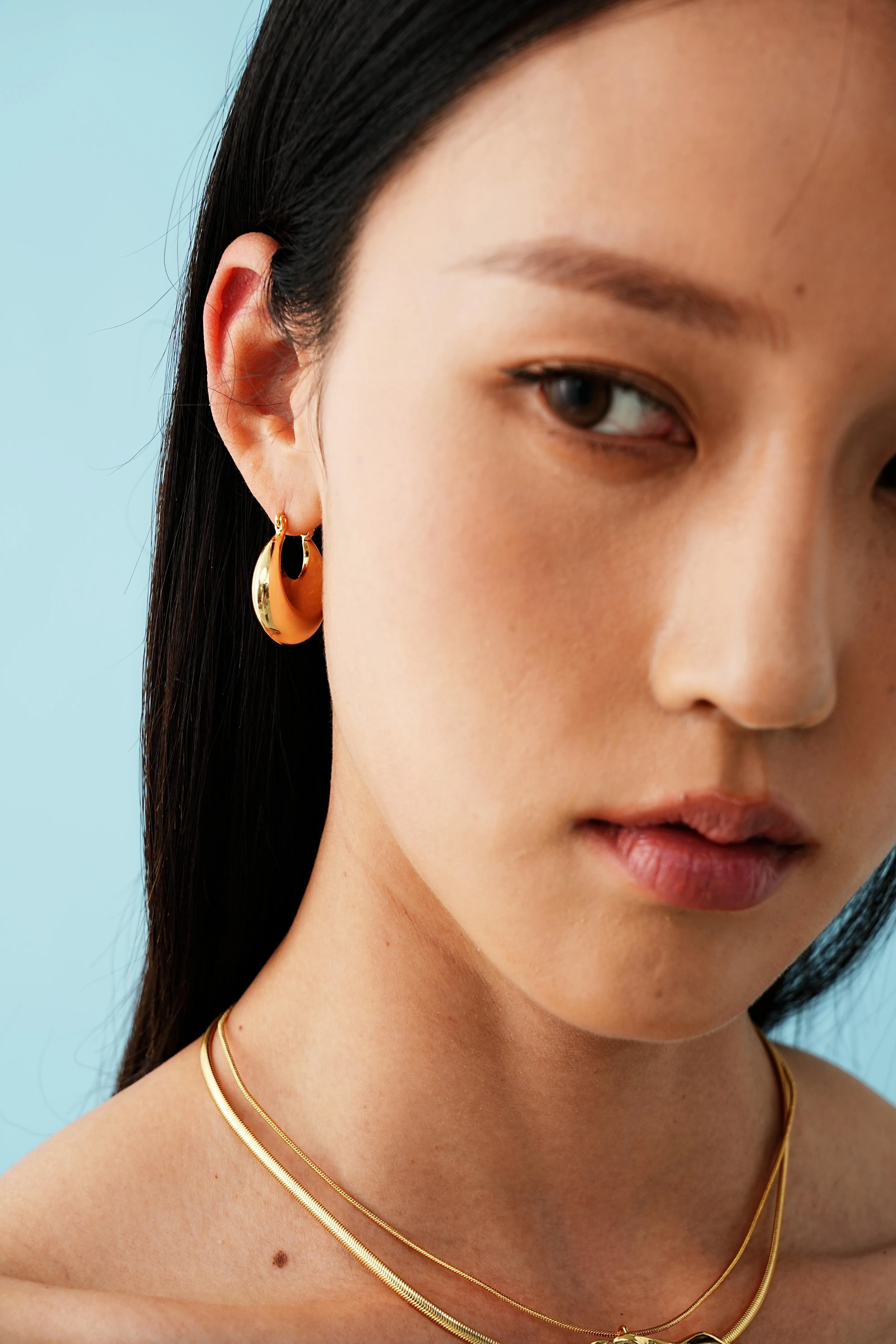 Tess Hoop Earrings