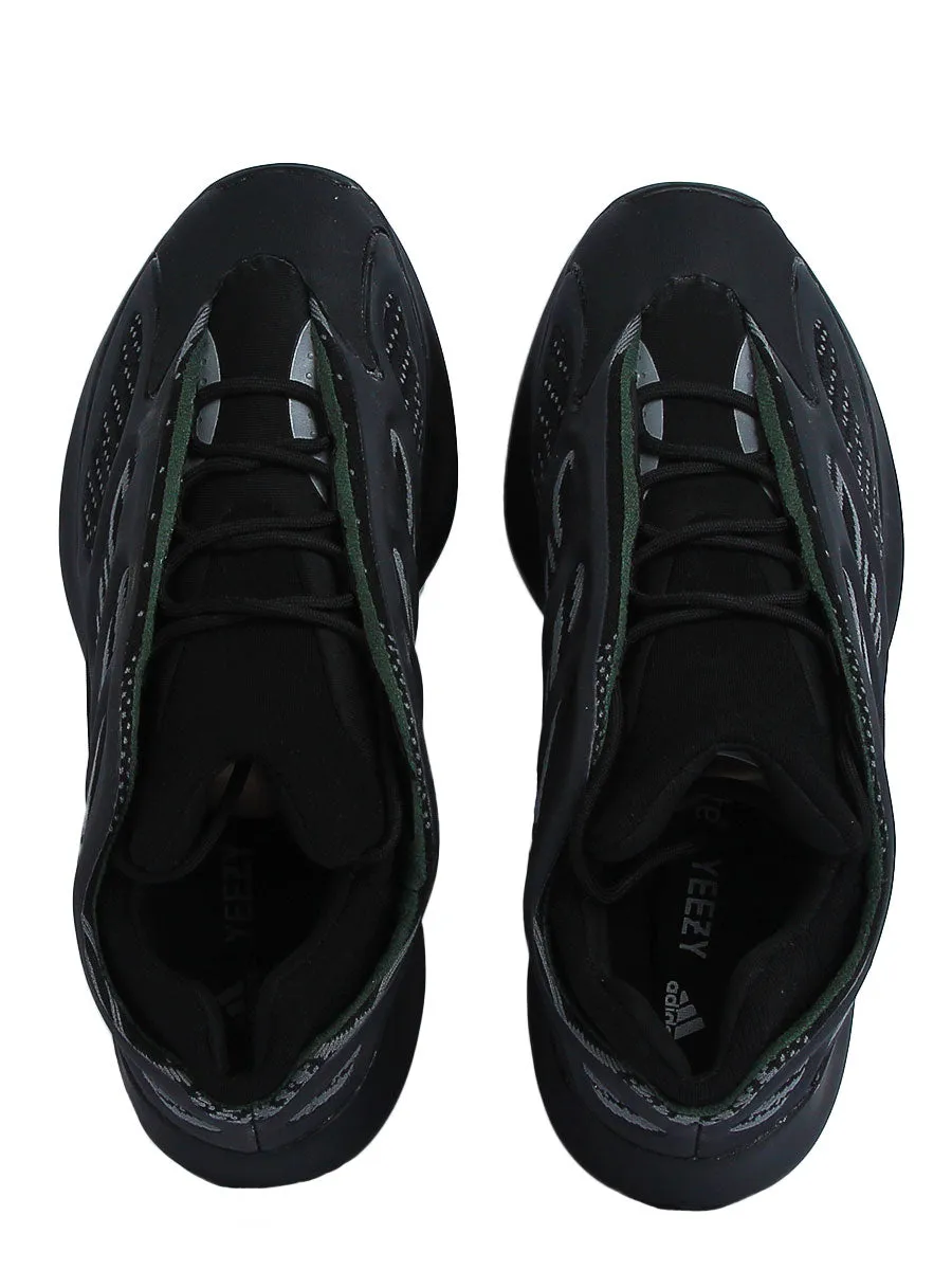 Yeezy Boost 700 V3 - Black / Grey