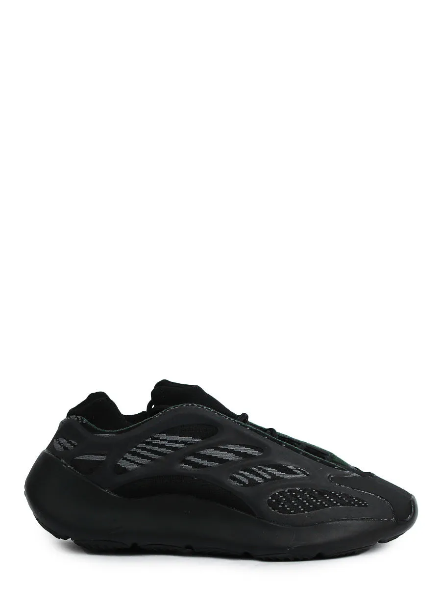 Yeezy Boost 700 V3 - Black / Grey